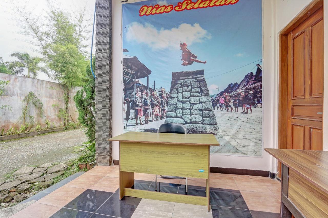 Hotel Wisma Ck Kebumen Exteriör bild
